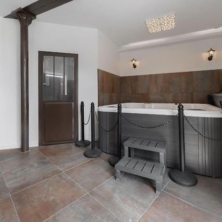 #Fer Rever 63# Spa # Тиерс Екстериор снимка